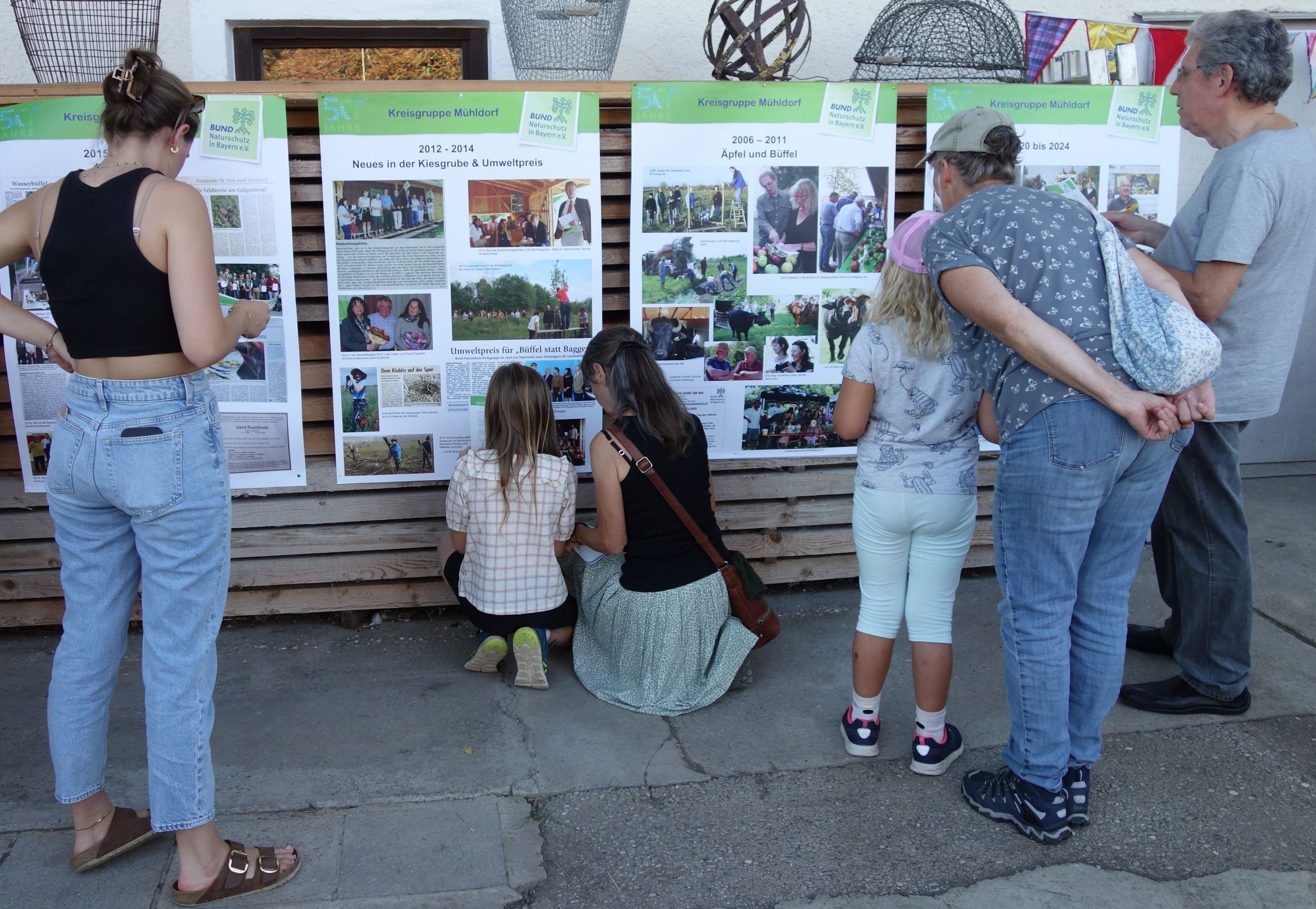 Suche nach den Antworten auf die Quizfragen. Suche nach den Antworten auf die Quizfragen.