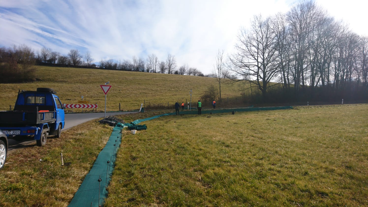 Ein Teil des Zaunes steht schon.