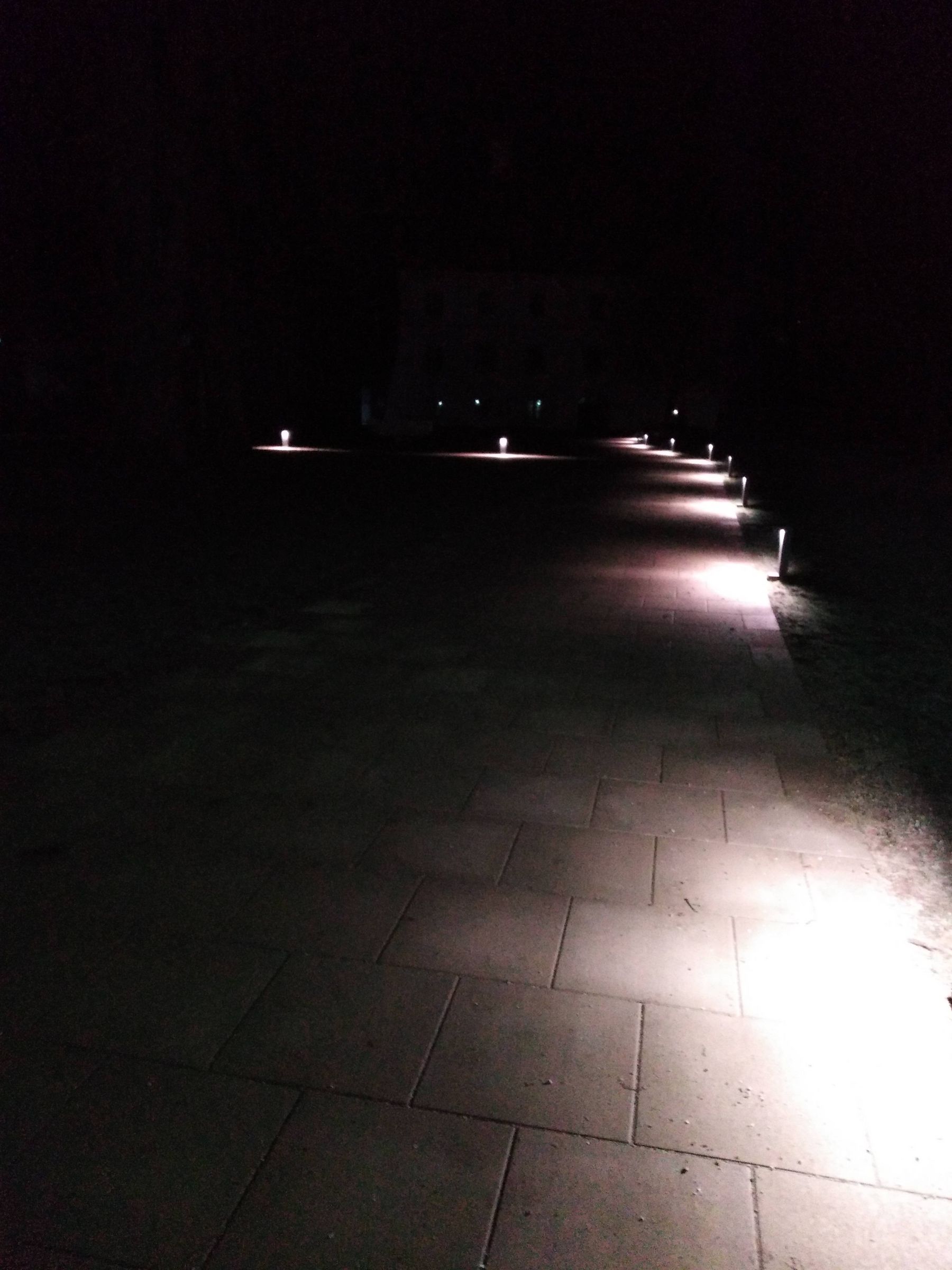 Wegbeleuchtung - negative